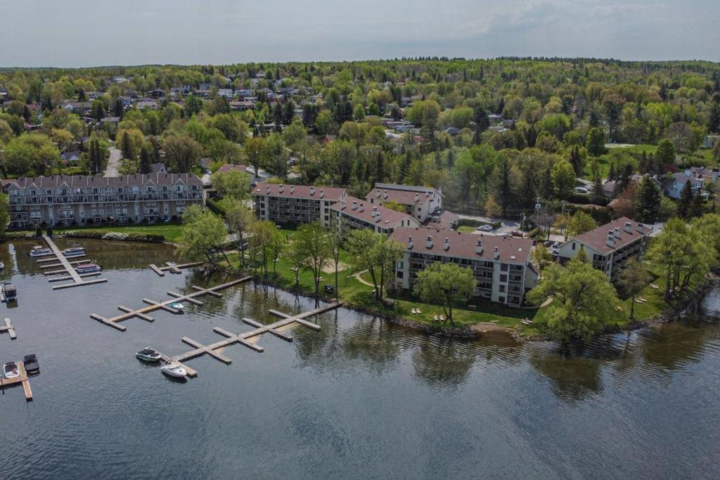 O'Berge Du Village C304 - Bord De L'Eau Magog Buitenkant foto